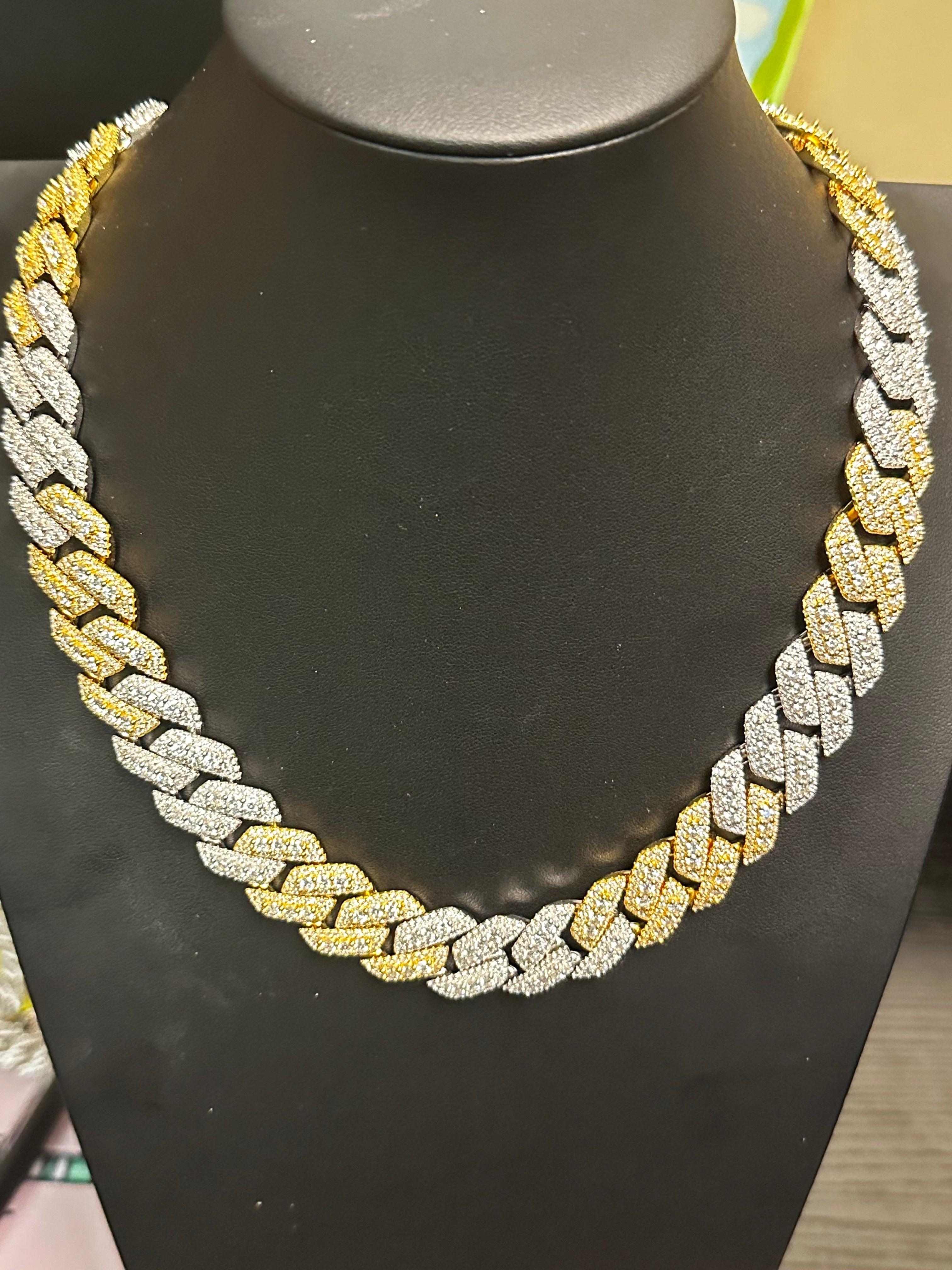 Silver 20mm Two Tone 3D Moissanite Cuban Link Chain