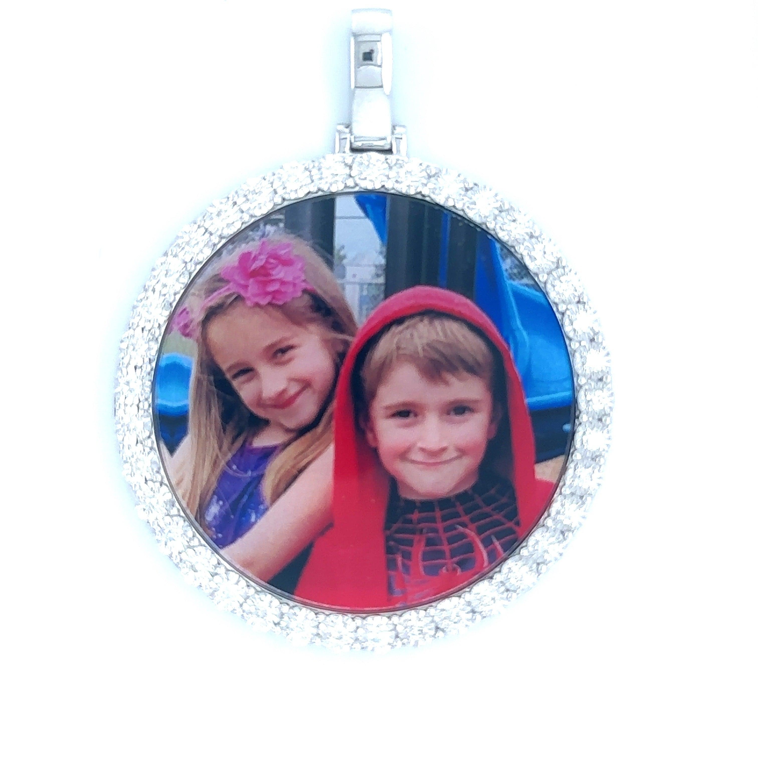 Gold Memory Picture Pendant