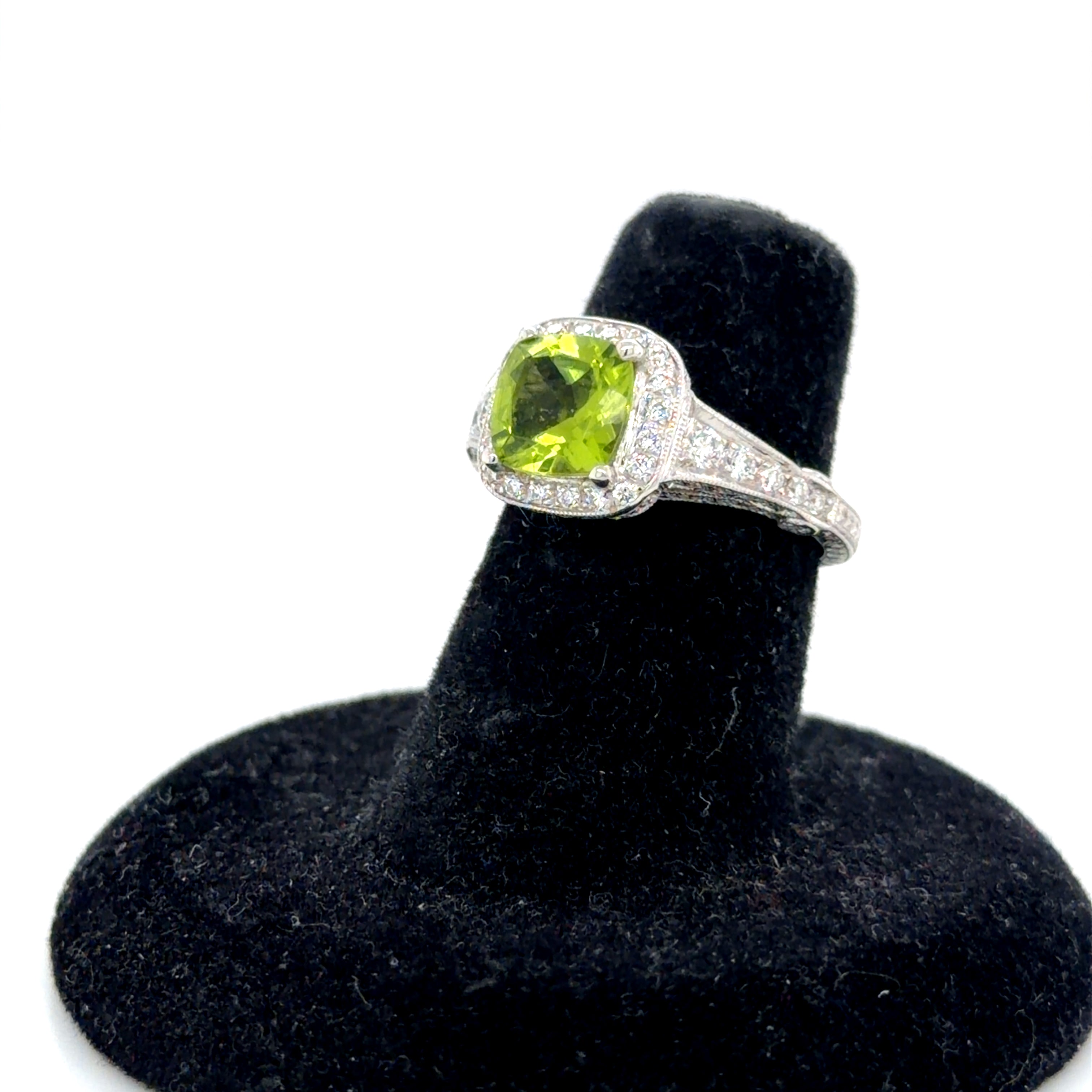 14k White Gold Cushion Peridot Diamond Ring