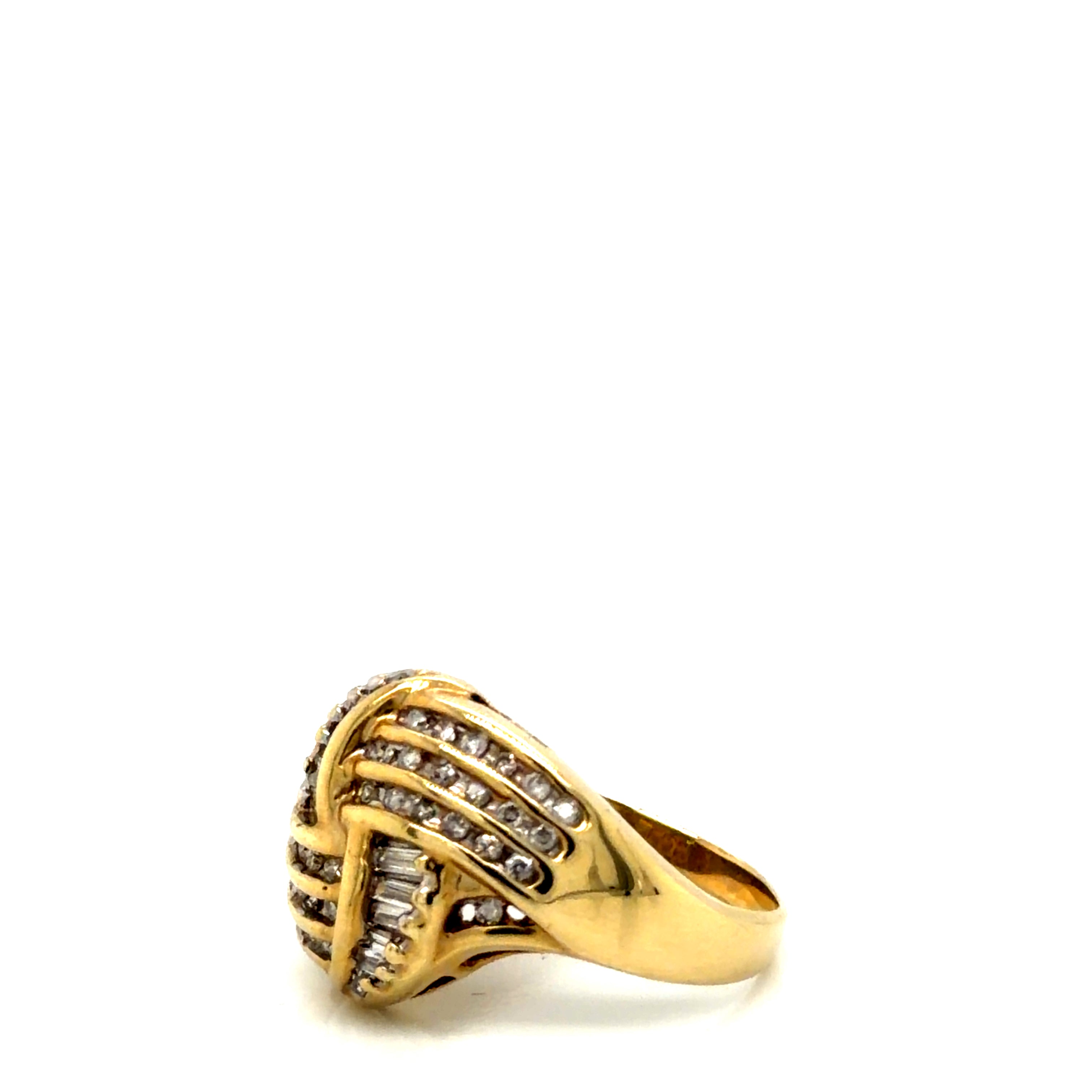 10k Yellow Gold Diamond Ring 3.69g