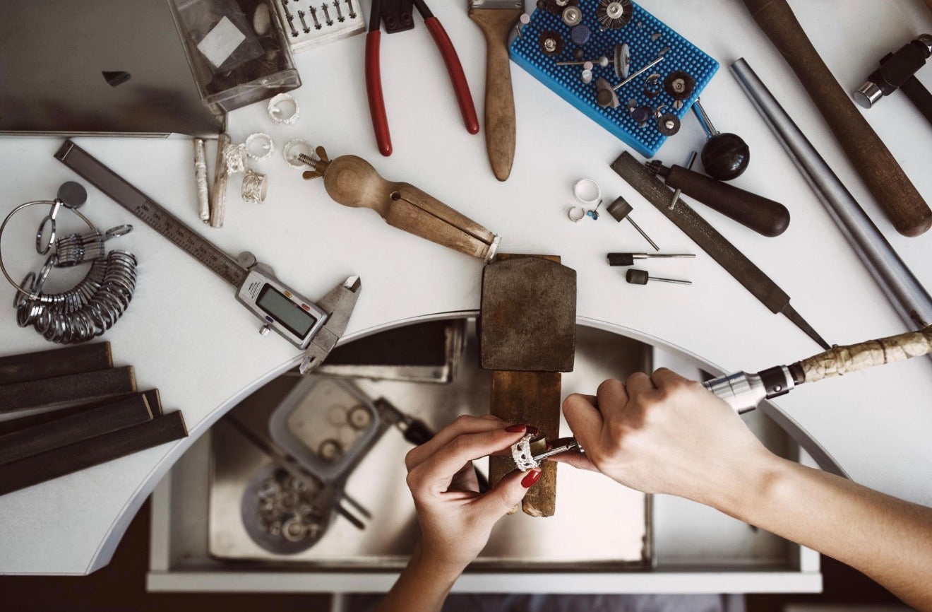 Why We Don’t Give Daily Updates on Custom Jewelry Orders