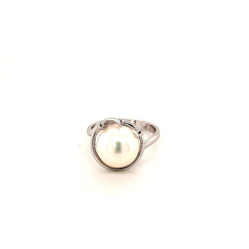 18k White Gold Ladies Pearl Ring - Seattle Gold Grillz