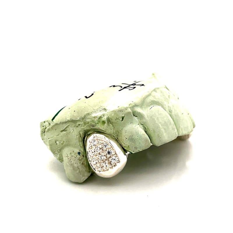 2pc Silver CZ Fang Grillz - Seattle Gold Grillz