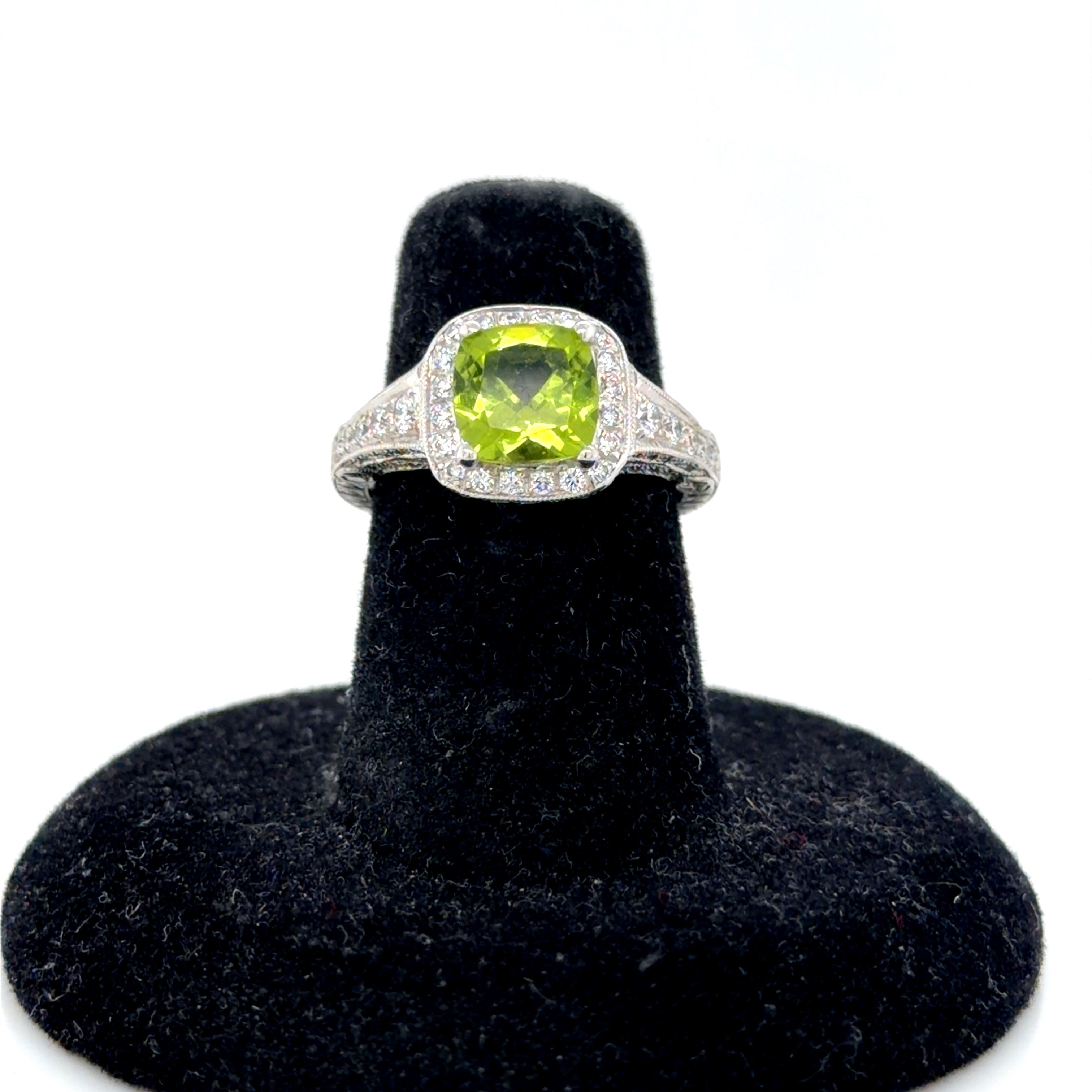 14k White Gold Cushion Peridot Diamond Ring
