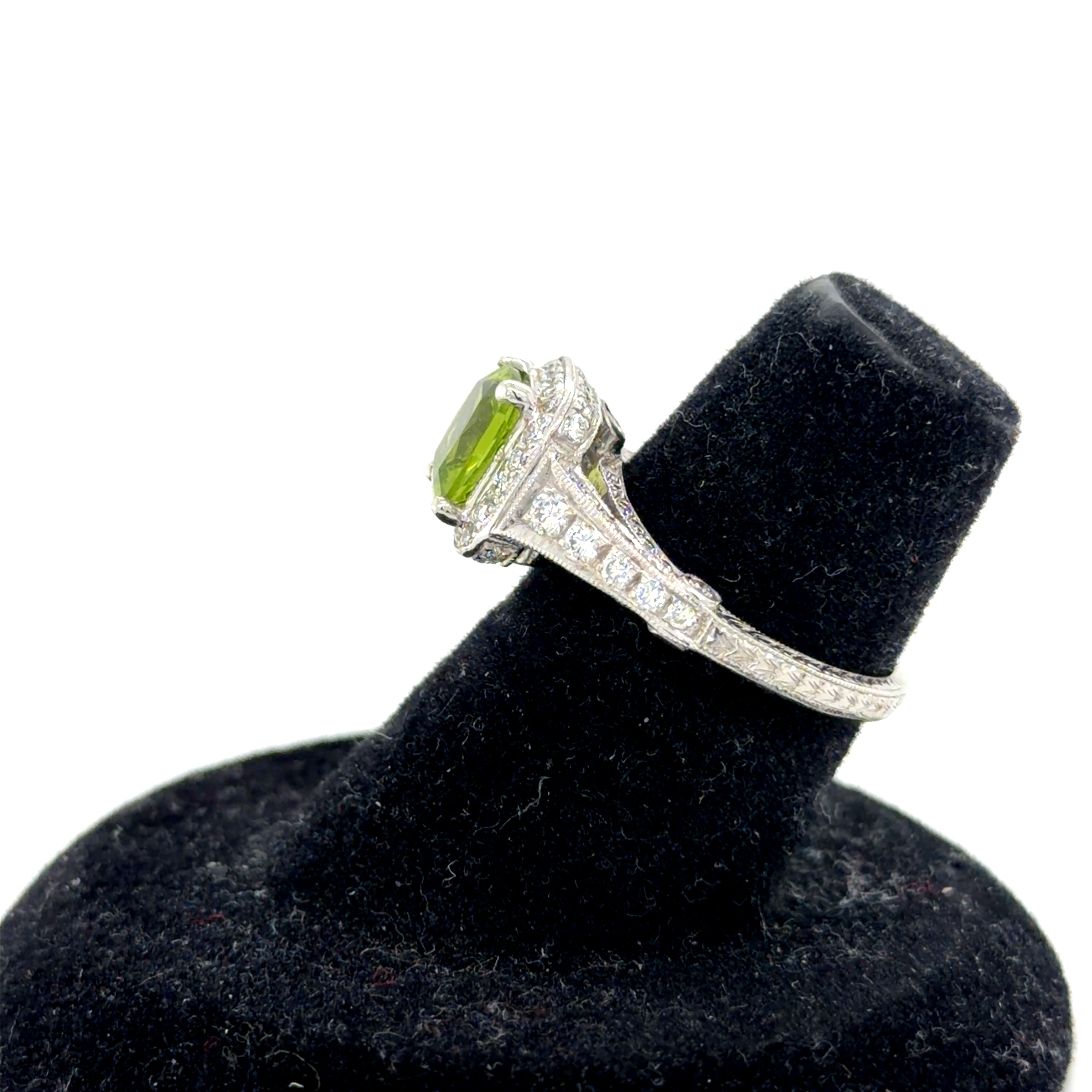 14k White Gold Cushion Peridot Diamond Ring
