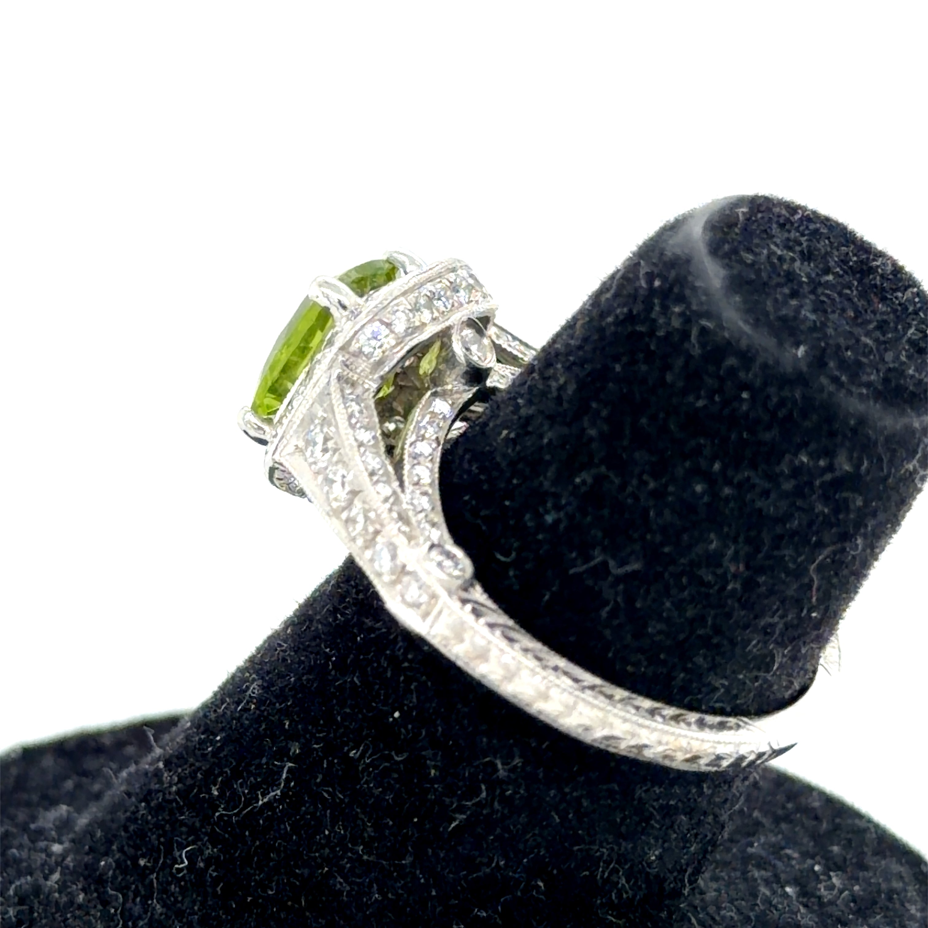 14k White Gold Cushion Peridot Diamond Ring