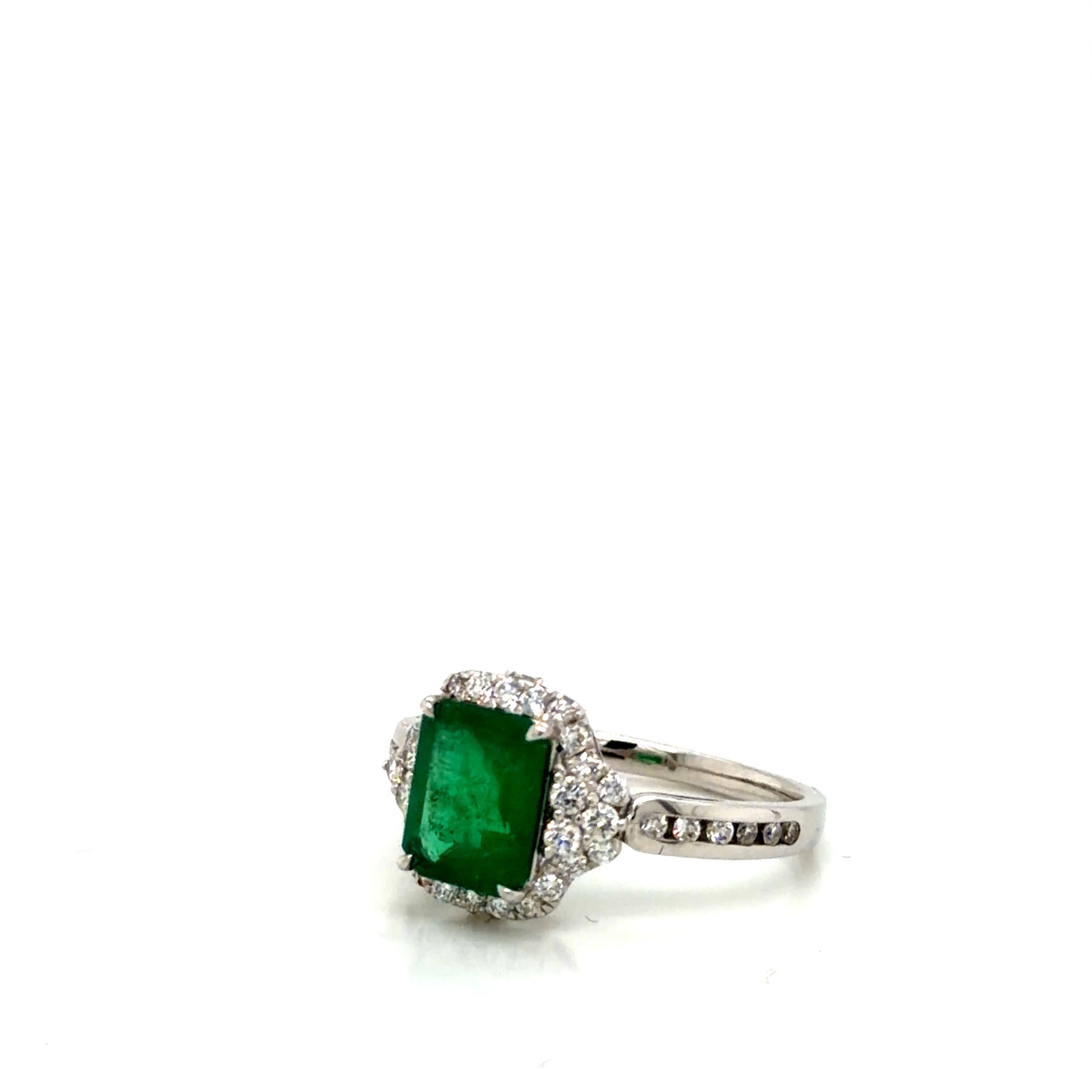 14k White Gold Emerald Diamond Ring 3.1g